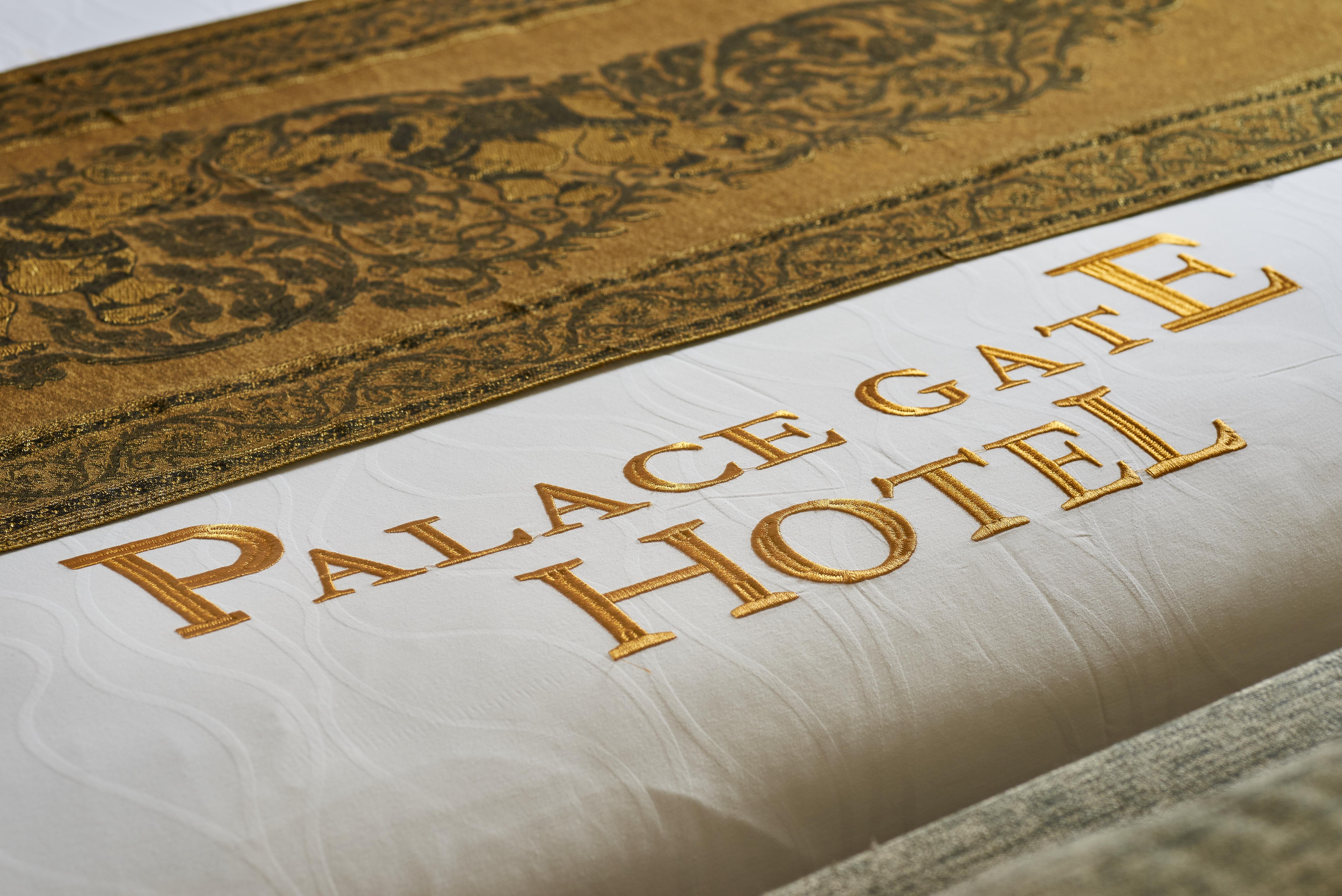 Palace Gate & By Ehm 5*